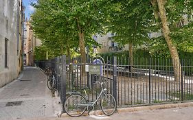 Lavie Maison Central & Hot Tub